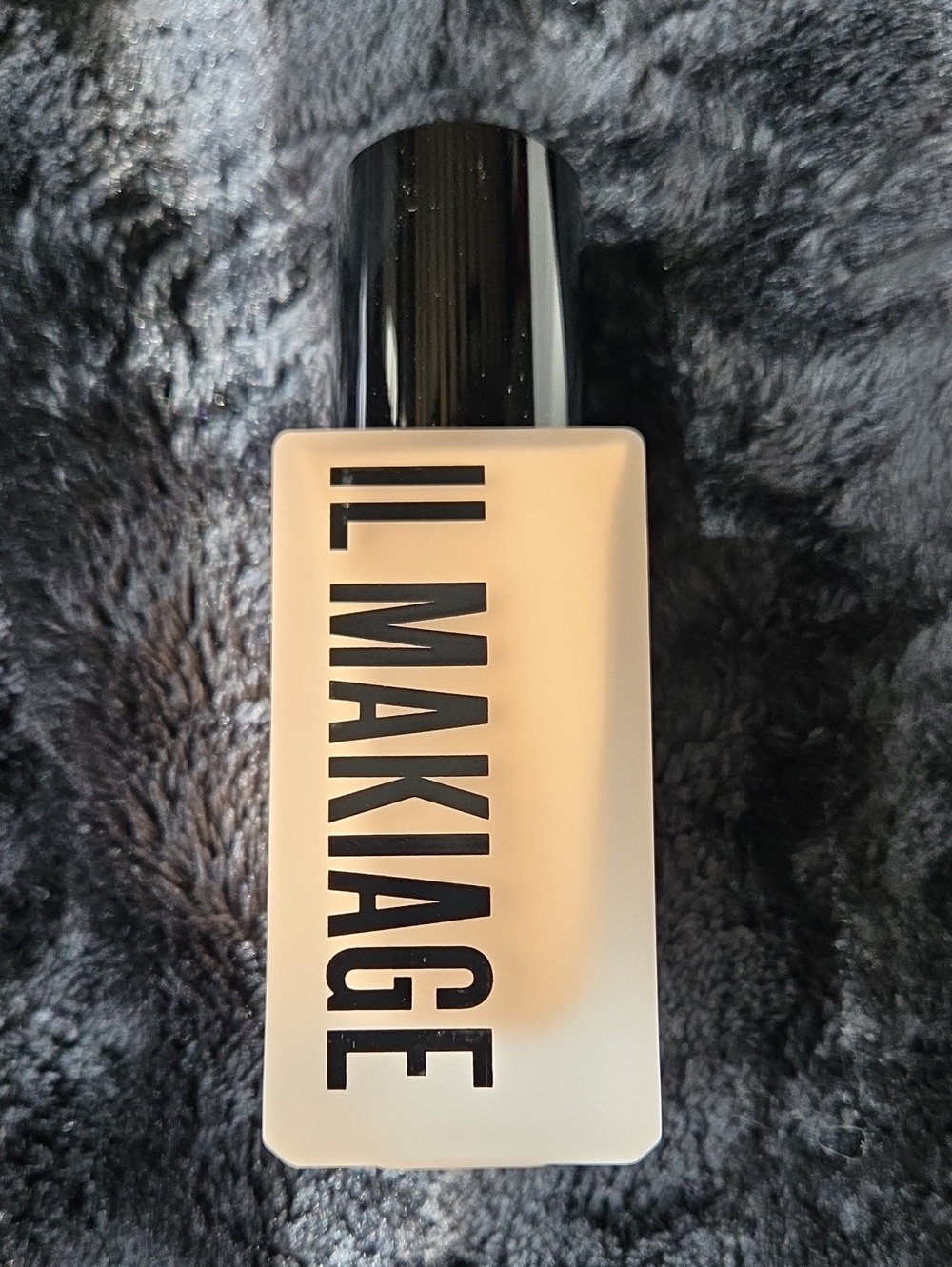 IL MAKIAGE Liquid Foundation - #40